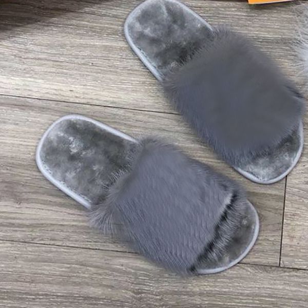 2021 desiner women plush slippers classic fur fluffy slides slippers designer for women fashion sandals plush furry slipper with box, Black
2021 desiner women plush slippers classic fur fluffy slides slippers designer for women fashion sandals plush furry slipper with box, Black
