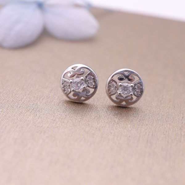 hengsheng s925 silver cross-border one product dropshipping xiangyun round fashion korean style simple stud earrings womens earrings
hengsheng s925 silver cross-border one product dropshipping xiangyun round fashion korean style simple stud earrings womens earrings