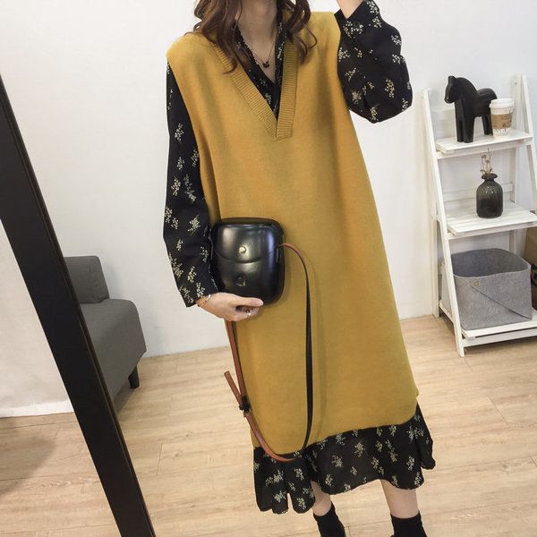 2020 new women cashmere knitted pullovers vest long waistcoat autumn winter sweater vests slim sleeveless casual female lj201125, White;black
2020 new women cashmere knitted pullovers vest long waistcoat autumn winter sweater vests slim sleeveless casual female lj201125, White;black