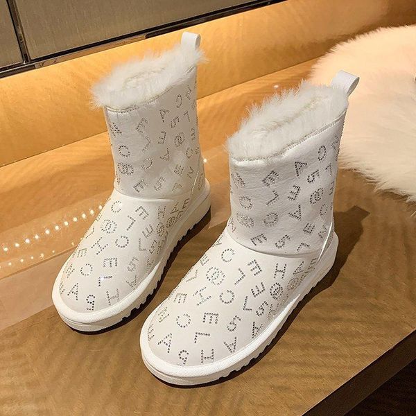 2020 new winter women snow boots printed letter falt bottom short boots warm plus velvet non slip cotton women, Black
2020 new winter women snow boots printed letter falt bottom short boots warm plus velvet non slip cotton women, Black