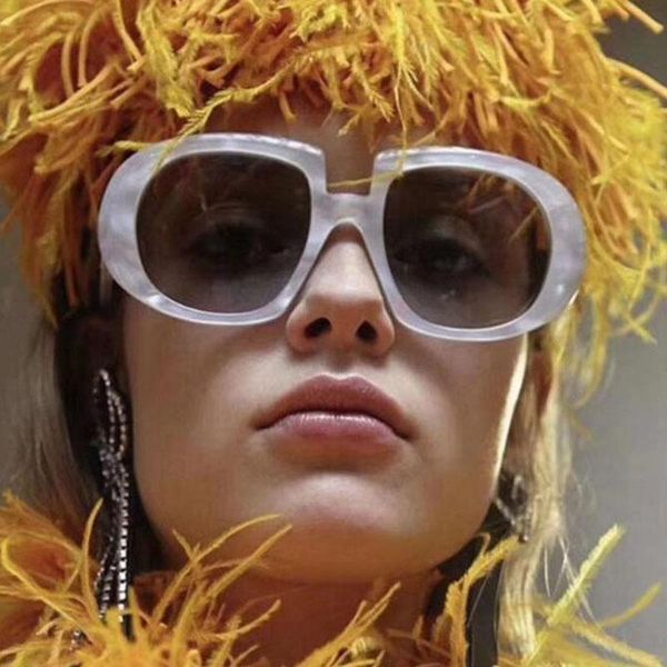 sunglasses 2021 fashion design square women vintage flower rivet sequin frame gradient sun glasses for female uv400, White;black
sunglasses 2021 fashion design square women vintage flower rivet sequin frame gradient sun glasses for female uv400, White;black