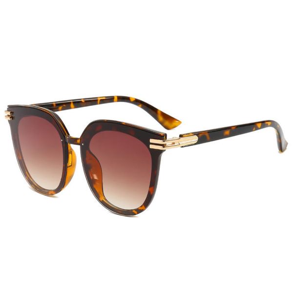 female sunglasses luxury 2020 fashion retro plastic material lenses cat eye 2775 uv400 protection eyewear, White;black
female sunglasses luxury 2020 fashion retro plastic material lenses cat eye 2775 uv400 protection eyewear, White;black