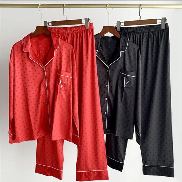 2021 2 piece together of women's winter long sleeve satin silk dot v card pyjamas homedropwear shipping pajamas smzu, Black;red
2021 2 piece together of women's winter long sleeve satin silk dot v card pyjamas homedropwear shipping pajamas smzu, Black;red
