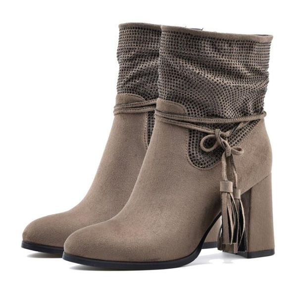 winter warm plush ankle boots for women shoes woman fabric rome retro style block high heels women boots 2020 new botines mujer, Black
winter warm plush ankle boots for women shoes woman fabric rome retro style block high heels women boots 2020 new botines mujer, Black