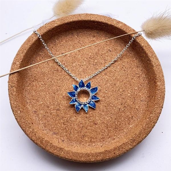 charming rainbow hollow sunflower pendant fire opal necklace bride engagement charm necklace lovers jewelry, Silver
charming rainbow hollow sunflower pendant fire opal necklace bride engagement charm necklace lovers jewelry, Silver