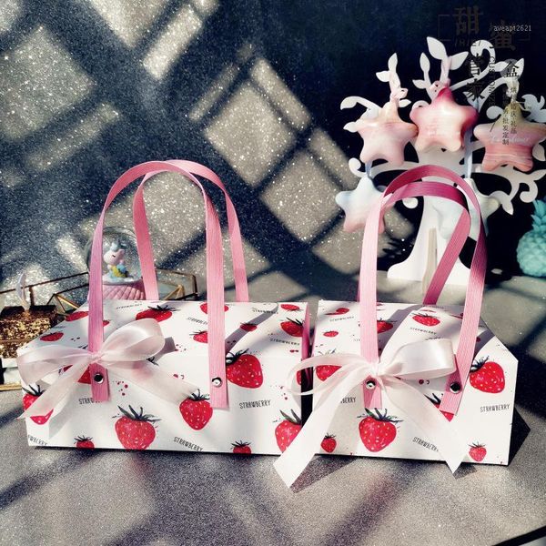 festival moon cakes crispy scented gift box packagin portable cake box baby shower birthday party strawberry paper gift bag1
festival moon cakes crispy scented gift box packagin portable cake box baby shower birthday party strawberry paper gift bag1