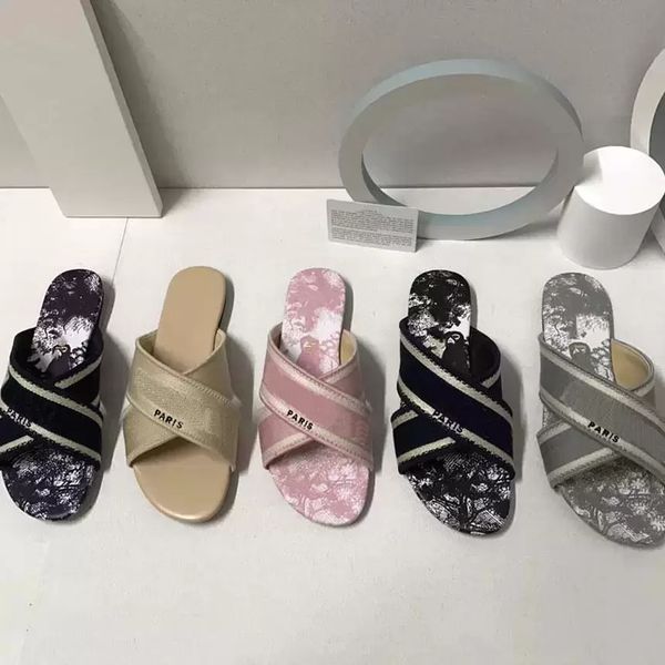 2022 paris designer womens sandals embroidery bottoms floral slippers brocade lo heels leather rubber slides dazzling flowers platform luxur, Black
2022 paris designer womens sandals embroidery bottoms floral slippers brocade lo heels leather rubber slides dazzling flowers platform luxur, Black