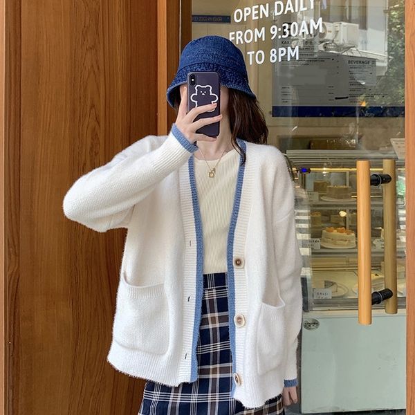 color contrast long sleeve sweater coat women's sweatercoat sweaterautumn 2020 new korean net red loose lazy wind knitted cardigan b, White;black
color contrast long sleeve sweater coat women's sweatercoat sweaterautumn 2020 new korean net red loose lazy wind knitted cardigan b, White;black