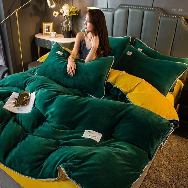 winter flannel bedding set ab side or solid duvet cover fleece warm fitted/flat sheet pillowcase bedclothes simple home textile1
winter flannel bedding set ab side or solid duvet cover fleece warm fitted/flat sheet pillowcase bedclothes simple home textile1