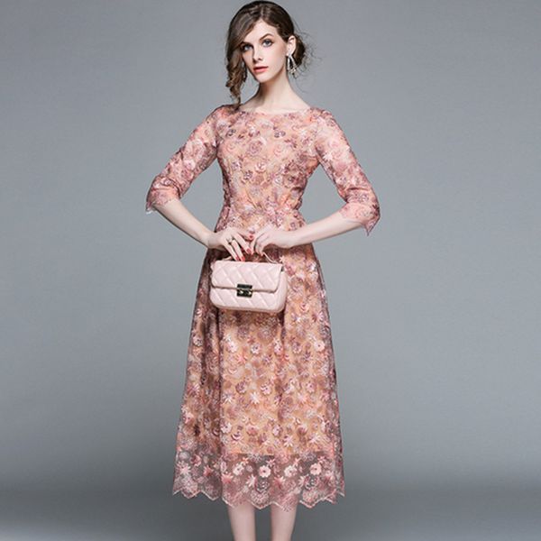 runway embroidered dresses women 2020 half sleeves sheer mesh embroidery party dresses vintage bohemian brand vestidos de festa c1024, Black;pink
runway embroidered dresses women 2020 half sleeves sheer mesh embroidery party dresses vintage bohemian brand vestidos de festa c1024, Black;pink