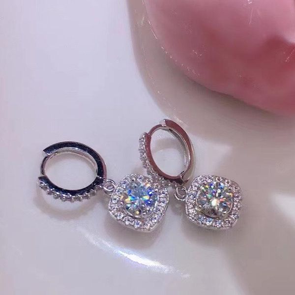 stud moissanite jewellery 925 silver earrings single 0.50ct total 1.00ct stylish atmospheric for women, Golden;silver
stud moissanite jewellery 925 silver earrings single 0.50ct total 1.00ct stylish atmospheric for women, Golden;silver