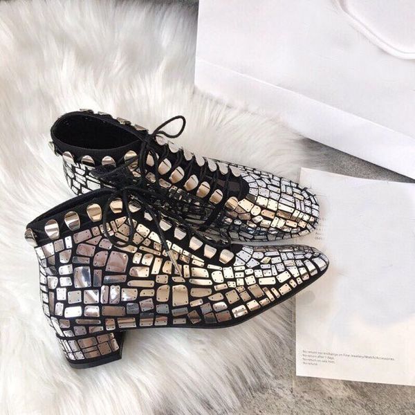 selling fashion luxury designer new knitted women's short boots letter knit socks casual short boots martin boots, Black
selling fashion luxury designer new knitted women's short boots letter knit socks casual short boots martin boots, Black