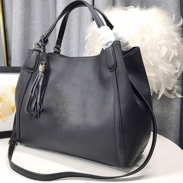 famous name handbag large designers bags leather lether decoration 3 colours interior zipper pocket women luxurys designers bags 2020 bags
famous name handbag large designers bags leather lether decoration 3 colours interior zipper pocket women luxurys designers bags 2020 bags