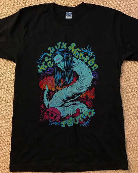 hot vintage marilyn manson 1997 tour worm wild oats t shirt лучшие перепечатки новый спортивный толстовка с капюшоном толстовка
hot vintage marilyn manson 1997 tour worm wild oats t shirt лучшие перепечатки новый спортивный толстовка с капюшоном толстовка