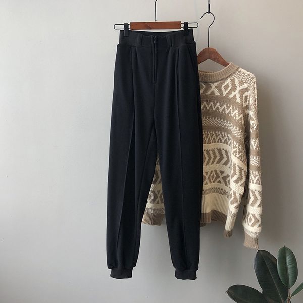 2021 new spring zip high waist women casual female trousers outwear black gray color harem pants 086n, Black;white
2021 new spring zip high waist women casual female trousers outwear black gray color harem pants 086n, Black;white