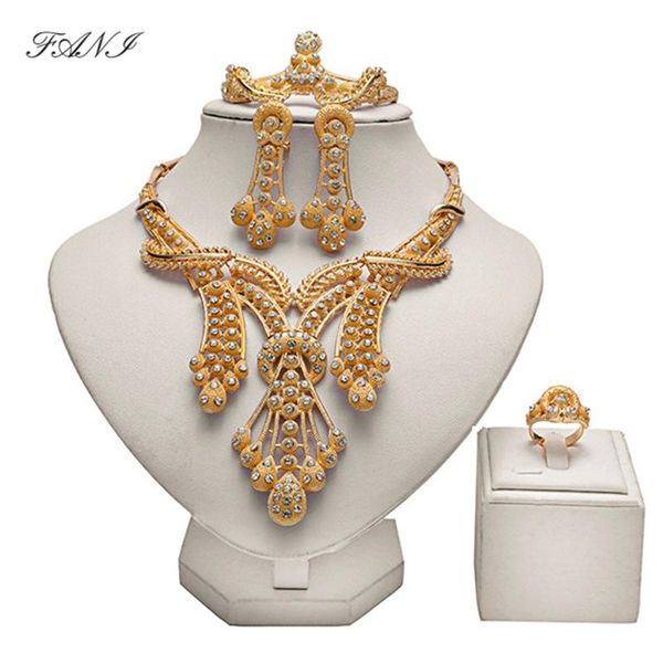 fani exquisite дубай золотой красочные ювелирные изделия набор нигерийских свадебных аксессуары для аксессуары ювелирные изделия африканские, Silver
fani exquisite дубай золотой красочные ювелирные изделия набор нигерийских свадебных аксессуары для аксессуары ювелирные изделия африканские, Silver