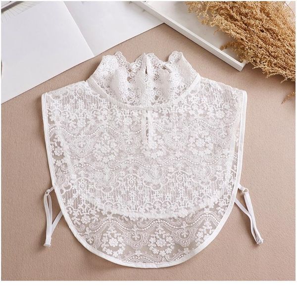 women ruffles turtleneck decorative false fake collar sheer floral lace curved hem detachable half shirt dicke qylcir, Blue;red 
women ruffles turtleneck decorative false fake collar sheer floral lace curved hem detachable half shirt dicke qylcir, Blue;red