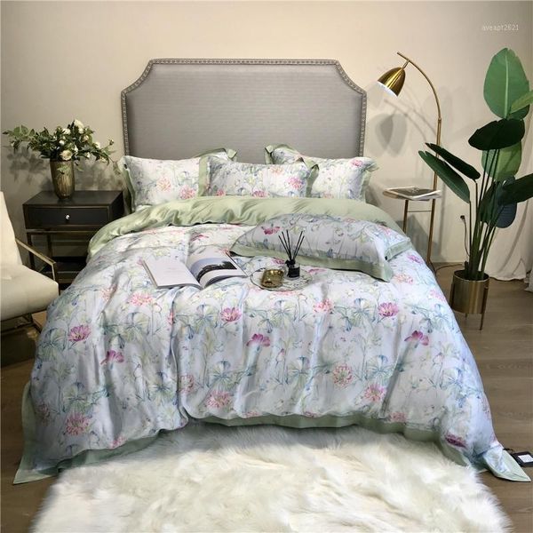 4 pieces lotus flower print duvet cover set double bed linen for 2 persons bedding sheets king size housse de couette silk1
4 pieces lotus flower print duvet cover set double bed linen for 2 persons bedding sheets king size housse de couette silk1