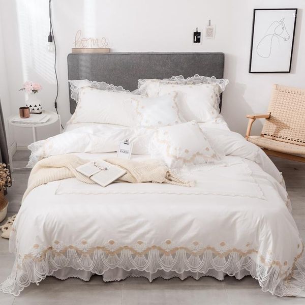 green white pink luxury lace cotton bedding set twin king size bed set bed sheet duvet cover ropa de cama parure de lit1
green white pink luxury lace cotton bedding set twin king size bed set bed sheet duvet cover ropa de cama parure de lit1
