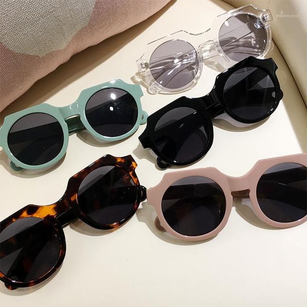 ms women sunglasses 2020 luxury decoration classic eyewear female sunglasses original brand designer sun glasses fashion uv4001, White;black
ms women sunglasses 2020 luxury decoration classic eyewear female sunglasses original brand designer sun glasses fashion uv4001, White;black