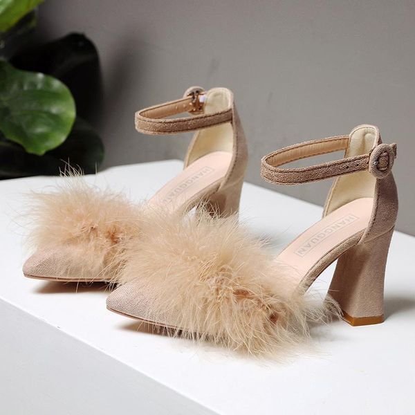 dress shoes womens pumps square heel fur single pointed wild black middle hollow career office fashion simple fluffy high heels
dress shoes womens pumps square heel fur single pointed wild black middle hollow career office fashion simple fluffy high heels