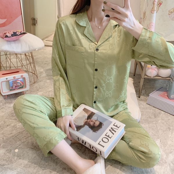 cu1h pajama suit sleepwear silk pajamas sets couple flower printed satin family suit lover night pijama men women casual home clothin, Black;red
cu1h pajama suit sleepwear silk pajamas sets couple flower printed satin family suit lover night pijama men women casual home clothin, Black;red