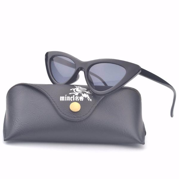 sunglasses women's personality fashion trendy triangular unique black leopard red with box lxl, White;black
sunglasses women's personality fashion trendy triangular unique black leopard red with box lxl, White;black