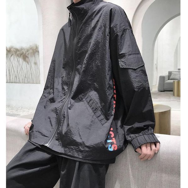 men's jackets 2021 spring and summer youth letter printed loose jacket fashion casual stand collar sunscreen black / white, Black;brown
men's jackets 2021 spring and summer youth letter printed loose jacket fashion casual stand collar sunscreen black / white, Black;brown