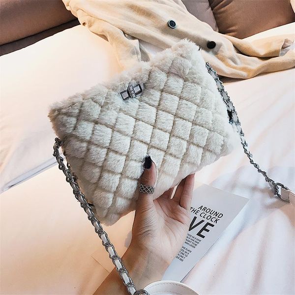 2020 new autumn and winter bags female plush bag rhombic chain bag messenger shoulder simple fashion small square trend
2020 new autumn and winter bags female plush bag rhombic chain bag messenger shoulder simple fashion small square trend