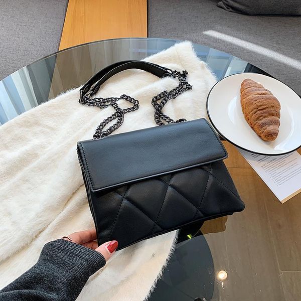 cross body pu leather crossbody bags for women 2021 small classic shoulder handbags and purses women's luxury trending bag
cross body pu leather crossbody bags for women 2021 small classic shoulder handbags and purses women's luxury trending bag