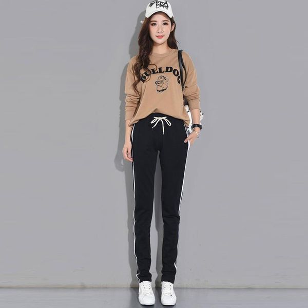 spring and autumn 2020 new two bar sports trousers for women korean version of high waist straight slacks, Black;white
spring and autumn 2020 new two bar sports trousers for women korean version of high waist straight slacks, Black;white