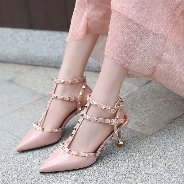 red sandals women ins fashion 2020 new summer lady sandals gentle shoes fairy high heels sandals, Black 
red sandals women ins fashion 2020 new summer lady sandals gentle shoes fairy high heels sandals, Black