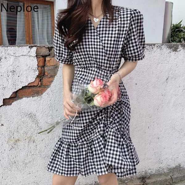 casual dresses neploe korean plaid ruffle dress fashion drawstring pleated women 2021 summer short sleeve v-neck vestidos femme 4b3241, Black;gray
casual dresses neploe korean plaid ruffle dress fashion drawstring pleated women 2021 summer short sleeve v-neck vestidos femme 4b3241, Black;gray