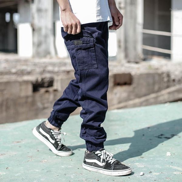 2020 fashion streetwear men jeans jogger pants dark blue color loose fit punk style hip hop pants big pockets cargo men1
2020 fashion streetwear men jeans jogger pants dark blue color loose fit punk style hip hop pants big pockets cargo men1