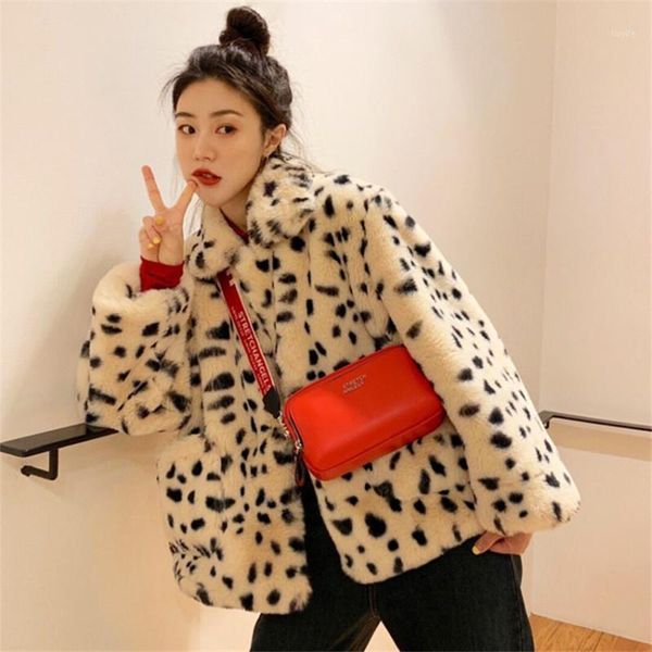 2020 autumn and winter women's jacket fashion korean loose lamb wool women's faux fur leopard print plush plush short jacketa2091, Black
2020 autumn and winter women's jacket fashion korean loose lamb wool women's faux fur leopard print plush plush short jacketa2091, Black