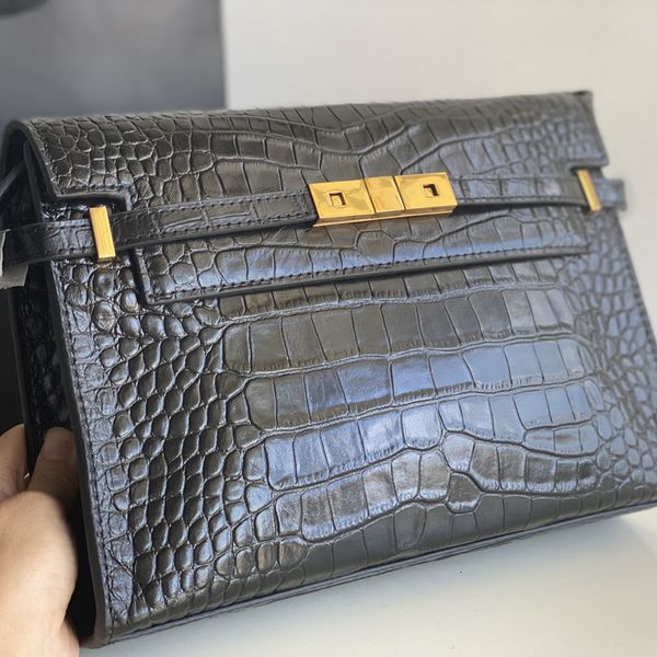 new manhattan leather kelly versatile postman french stick shoulder women's bag 
new manhattan leather kelly versatile postman french stick shoulder women's bag