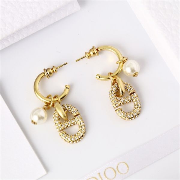 85% off factory clearance home diamond pearl earrings female letters light gold classic versatile earrings, Golden
85% off factory clearance home diamond pearl earrings female letters light gold classic versatile earrings, Golden