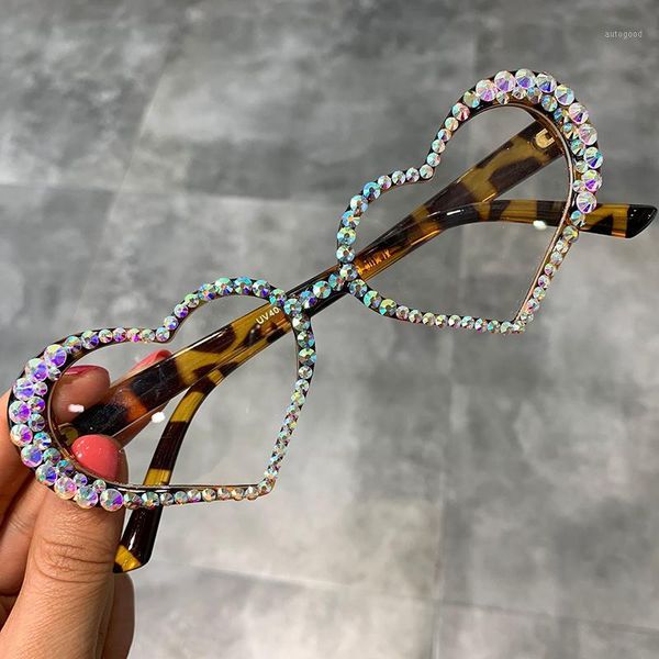 sunglasses fashion luxury women small heart shape rhinestone designer vintage sun glasses lovely pink eyeglasses ladies oculos1, White;black
sunglasses fashion luxury women small heart shape rhinestone designer vintage sun glasses lovely pink eyeglasses ladies oculos1, White;black