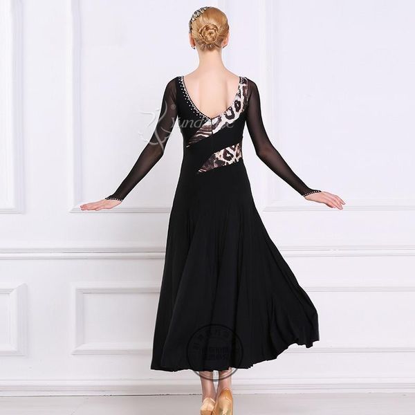the new national standard modern dance clothing big pendulum dress practice clothing ballroom dancing waltz-m16331, Black;red
the new national standard modern dance clothing big pendulum dress practice clothing ballroom dancing waltz-m16331, Black;red
