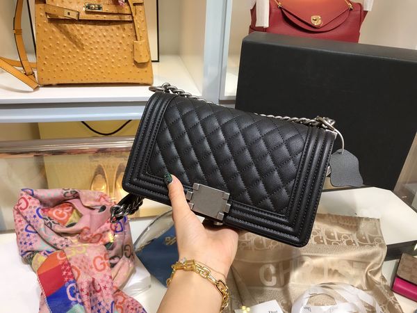 2020 4a quality designer luxury ladies shoulder bag fashion handbag caviar cross pattern leather bag
2020 4a quality designer luxury ladies shoulder bag fashion handbag caviar cross pattern leather bag