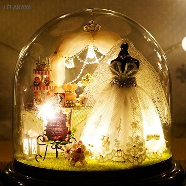 spring flowers diy handmade mini doll house white wedding dress wooden miniature home assembling decoration glass ball dollhouse y200704 
spring flowers diy handmade mini doll house white wedding dress wooden miniature home assembling decoration glass ball dollhouse y200704