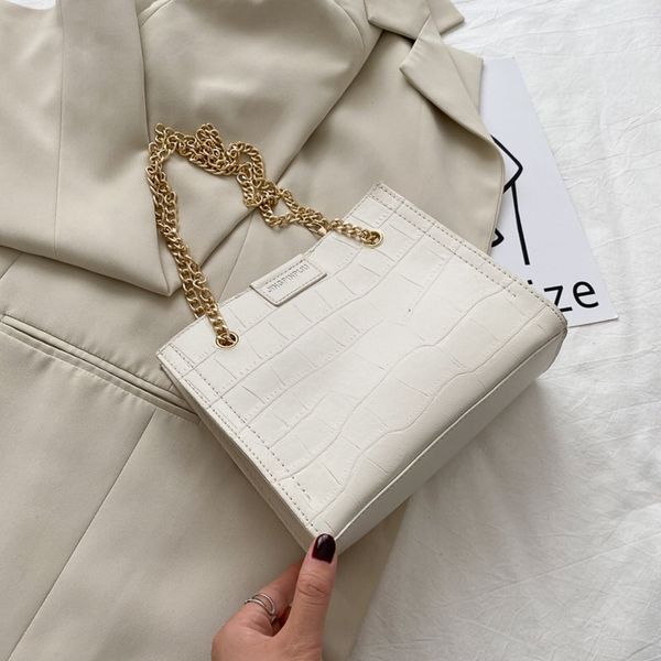 лето 2020 нового чистые мод плечо мода сумка красной универсальные модули женщин цепь одного плеча сумка e9ulk
лето 2020 нового чистые мод плечо мода сумка красной универсальные модули женщин цепь одного плеча сумка e9ulk