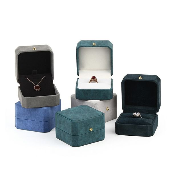 new jewelry packaging box octagonal ring pendant display storage box fashion flannel leather jewelry gift box delivery, Black;white
new jewelry packaging box octagonal ring pendant display storage box fashion flannel leather jewelry gift box delivery, Black;white