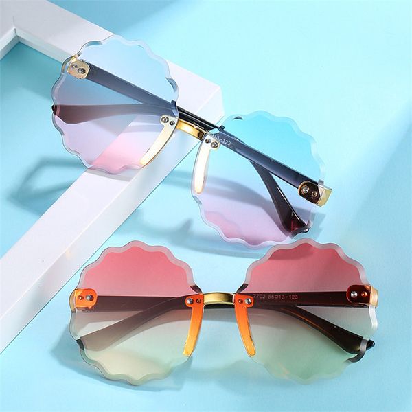 волнистые круглые очки мужчины 2020 мода rimless ретро металлический каркас clear солнцезащитные очки женщины zonnebril дам
волнистые круглые очки мужчины 2020 мода rimless ретро металлический каркас clear солнцезащитные очки женщины zonnebril дам