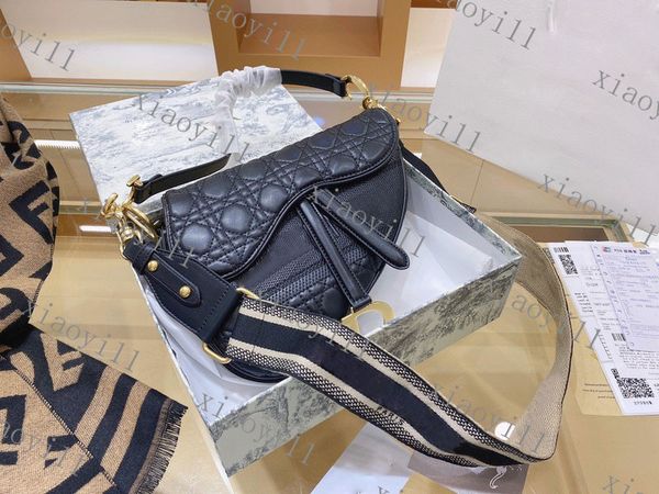 designer handbag bag genuine leather handbag with letters shoulder bag genuine leather saddle bag saddle shoulder handbag
designer handbag bag genuine leather handbag with letters shoulder bag genuine leather saddle bag saddle shoulder handbag