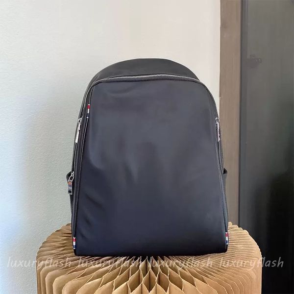 2022 nylon waterproof cloth couple backpack fashion designer luxury men's single shoulder bag casual all-match black bags
2022 nylon waterproof cloth couple backpack fashion designer luxury men's single shoulder bag casual all-match black bags