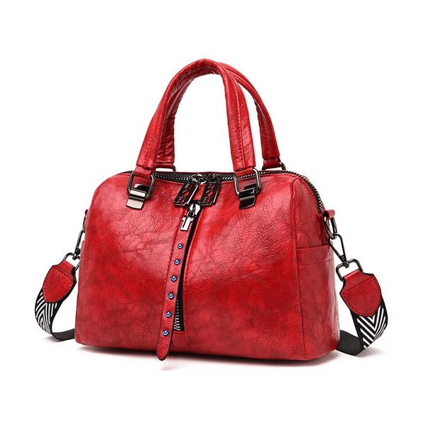 winter women's handbag pu messenger bag new discount women's shoulder bag large capacity waterproof 2020 bags
winter women's handbag pu messenger bag new discount women's shoulder bag large capacity waterproof 2020 bags