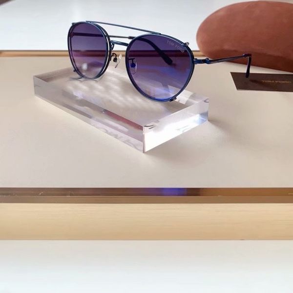 designer women sunglasses personality fashion full frame men sunglasses classic women sunglasses alloy frame anti-uv lenses, White;black
designer women sunglasses personality fashion full frame men sunglasses classic women sunglasses alloy frame anti-uv lenses, White;black