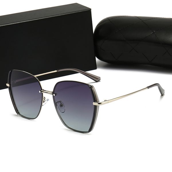 luxurious womens sunglasses brand designer eyeglasses fashion eyewear polarizing uv400 new popular all seasons 19065, White;black
luxurious womens sunglasses brand designer eyeglasses fashion eyewear polarizing uv400 new popular all seasons 19065, White;black