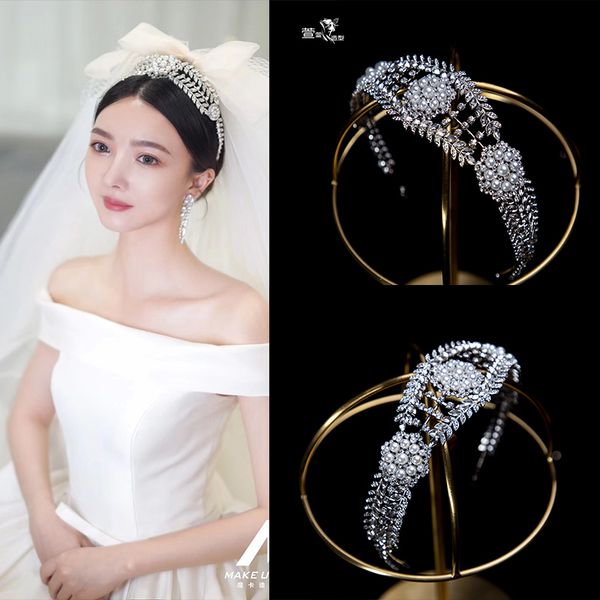 xuanxuan bridal jewelry korean simple white pearl diamond band crown headdress wedding dress hair ornament, Silver
xuanxuan bridal jewelry korean simple white pearl diamond band crown headdress wedding dress hair ornament, Silver